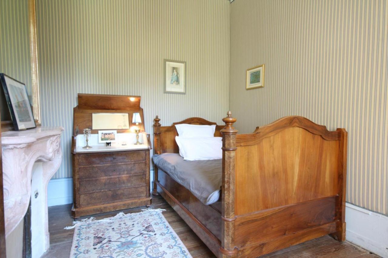 Chateau De Mauvilly Bed & Breakfast エクステリア 写真
